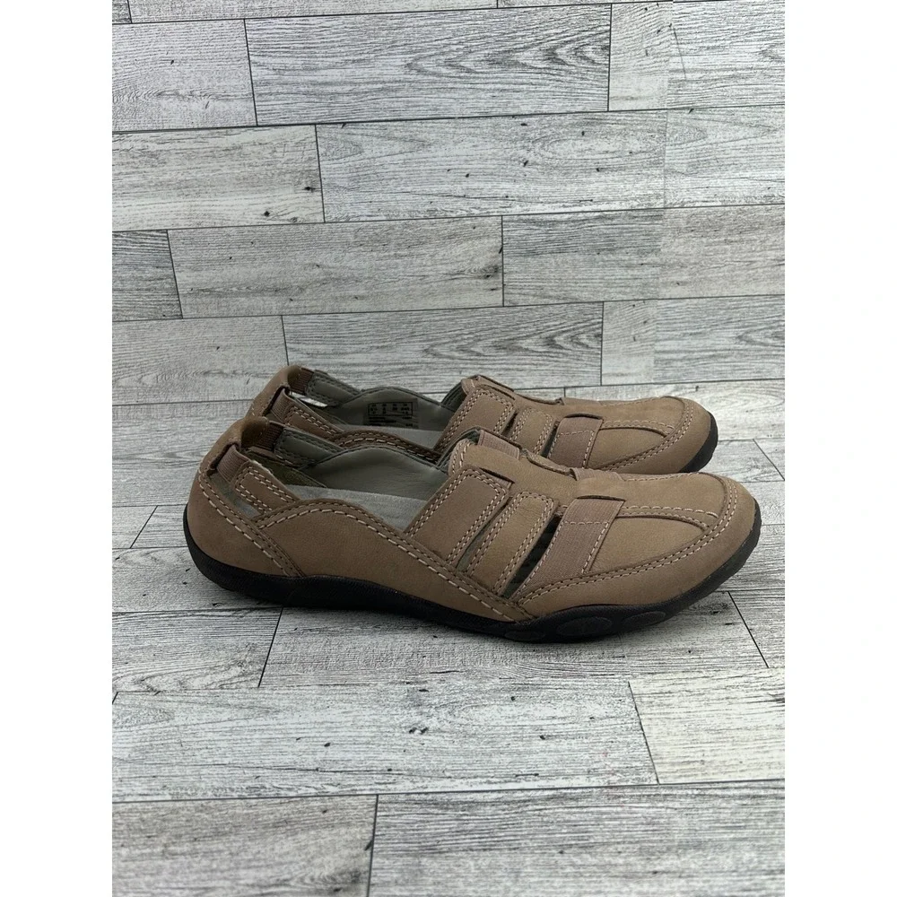 Clarks Women's Taupe Leather Elastic‎ Strap Comfort Loafer Shoes Size 8